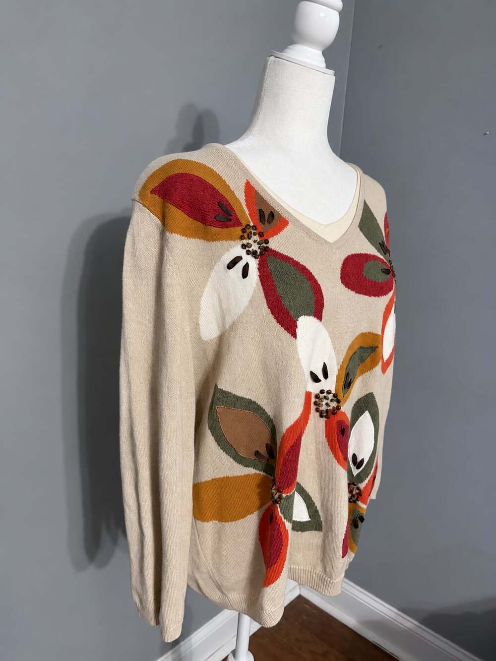 Alfred Dunner Floral Beaded Sweater Size L Beige Ramie Cotton